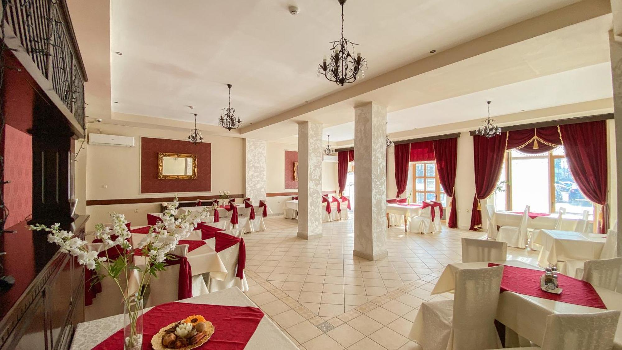 Hotel Regal Брэила Экстерьер фото