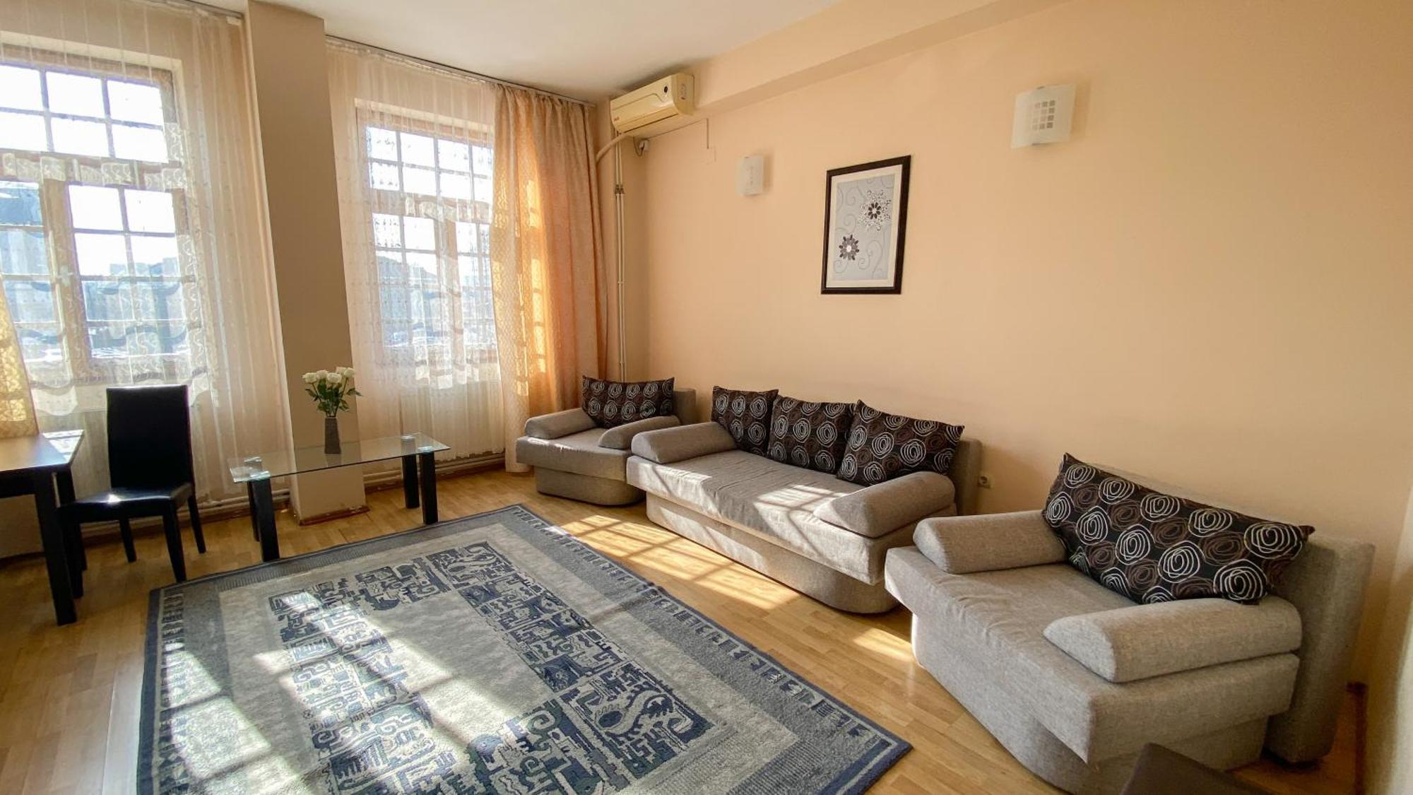 Hotel Regal Брэила Экстерьер фото