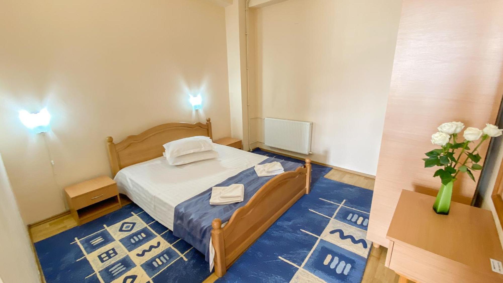 Hotel Regal Брэила Экстерьер фото