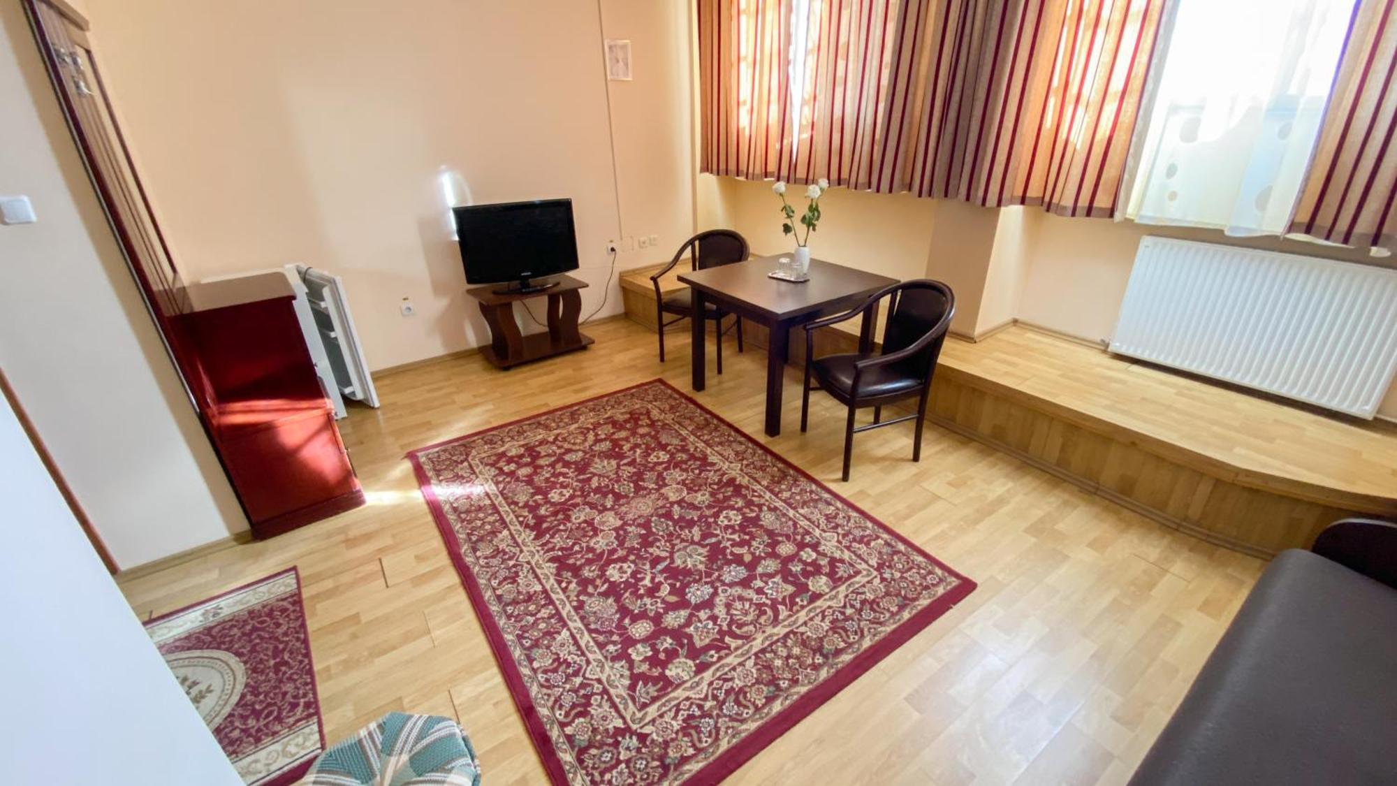 Hotel Regal Брэила Экстерьер фото